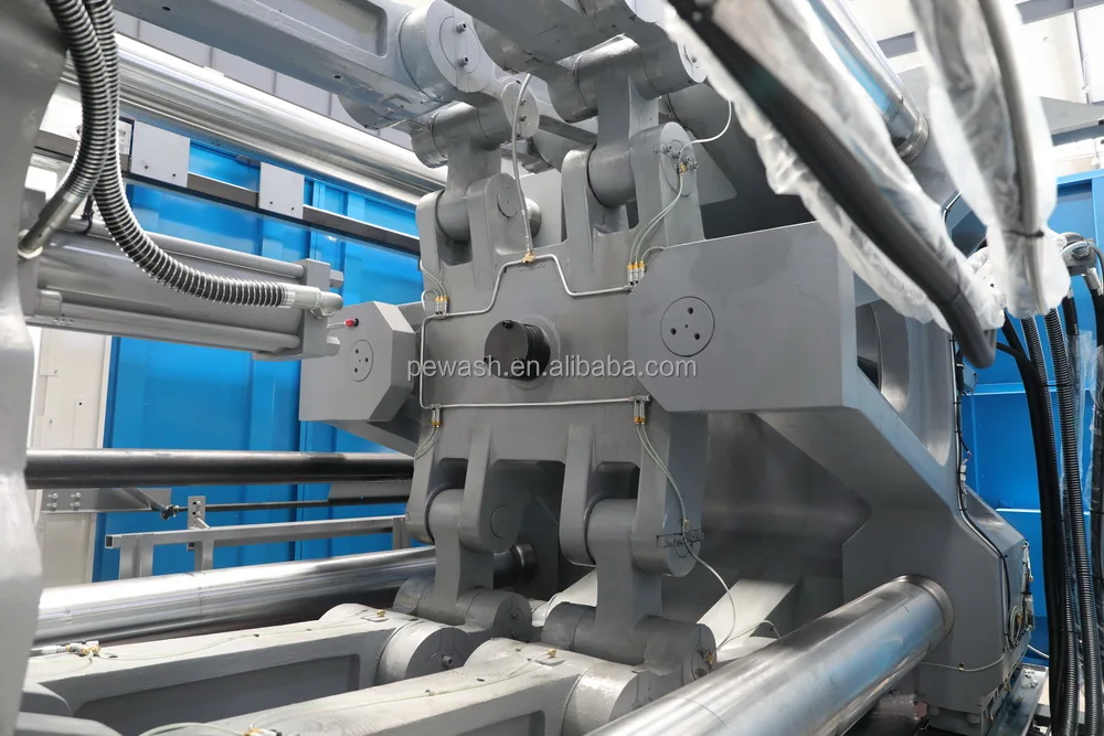 Highshine HS-1350 Injection Molding Machine - High Productivity