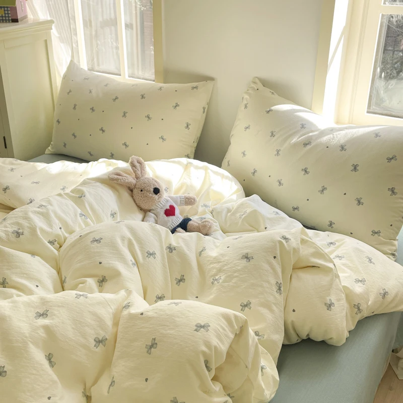 Modern Summer Simple Cloud Sense Jacquard Knitted Double Yarn Printed Four-Piece Bedding Set for Students for Dormitories