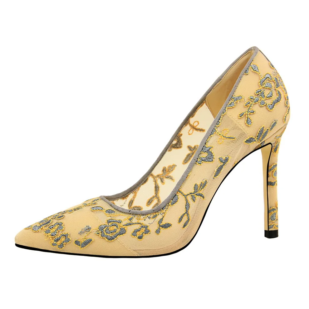 Mode Banket Vrouwen Bruiloft Schoenen Puntige Bloem Mesh Stiletto Hoge  Hakken - Buy Schoenen Vrouw Hoge Hak Sexy,Stiletto Hakken Grote Maat,Mode  Banket Vrouwen Bruiloft Schoenen Puntige Bloem Mesh Stiletto Hoge Hakken  Product
