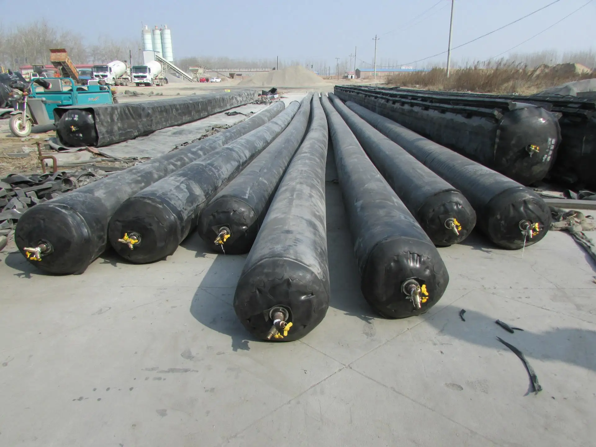 Inflatable Rubber Balloon Formwork for Culvert Construction