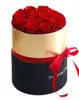 12 Roses M Boîte Noire Avec Bord Doré