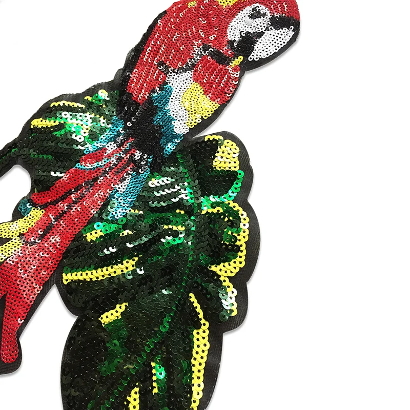 Sew on Embroidery Bird Parrot Sequin Bling Patches Designer for t Shirt Clothing