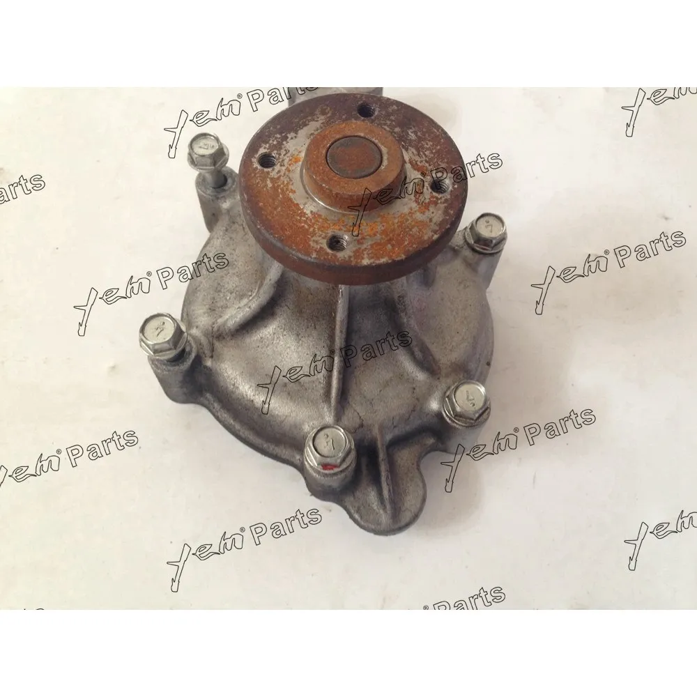 High Performance V3307 Water Pump for Kubota 3