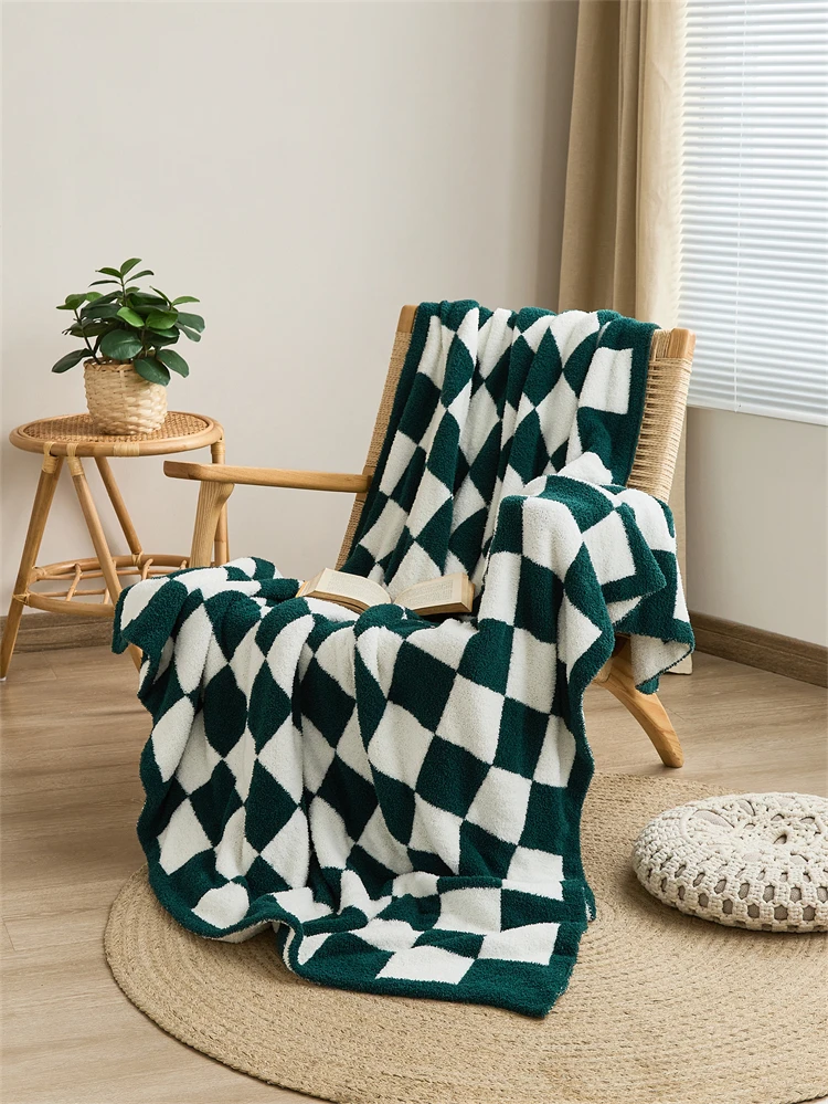 High quality Hot-selling YIRUIO Super Fluffy Microfiber  28*40" Knitted Baby Checkerboard  Blanket for toddler supplier