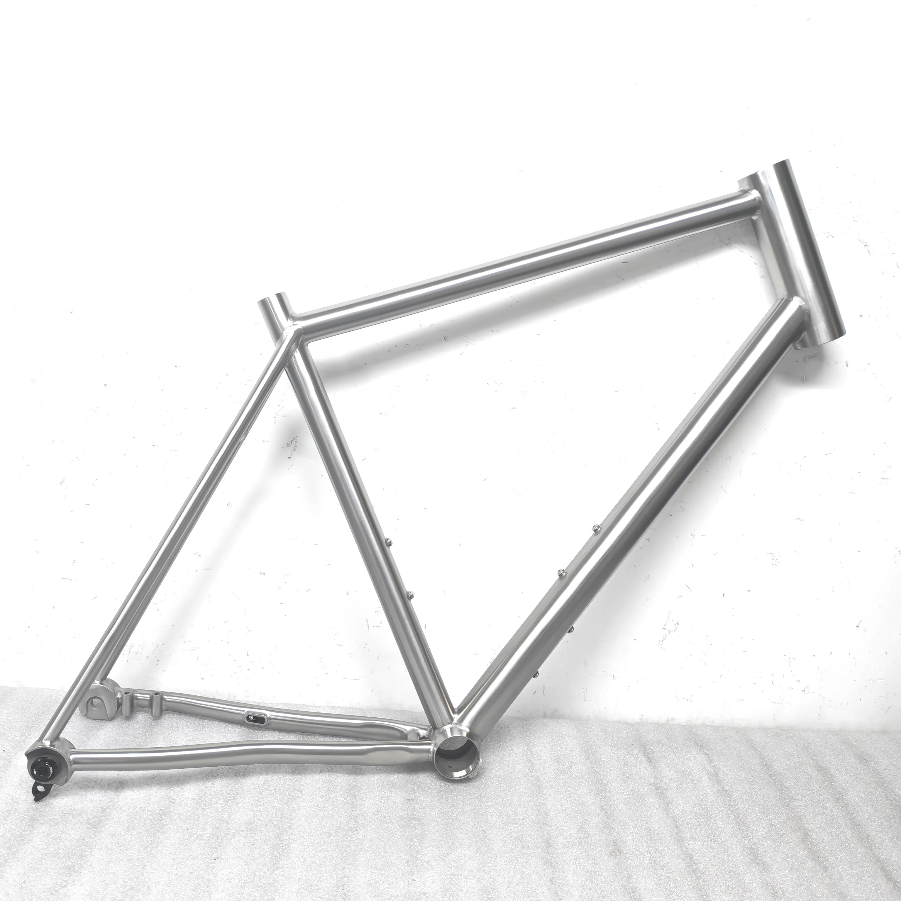 ウォルトリー 軽量チタンロードバイクフレーム 非折りたたみ式