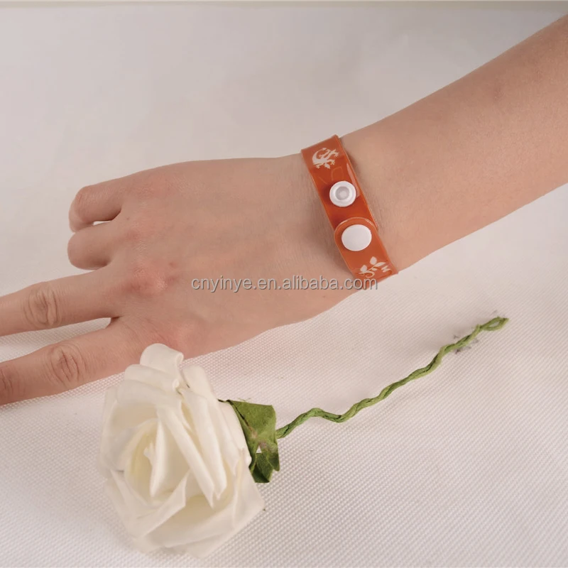 wrist strap (26).jpg
