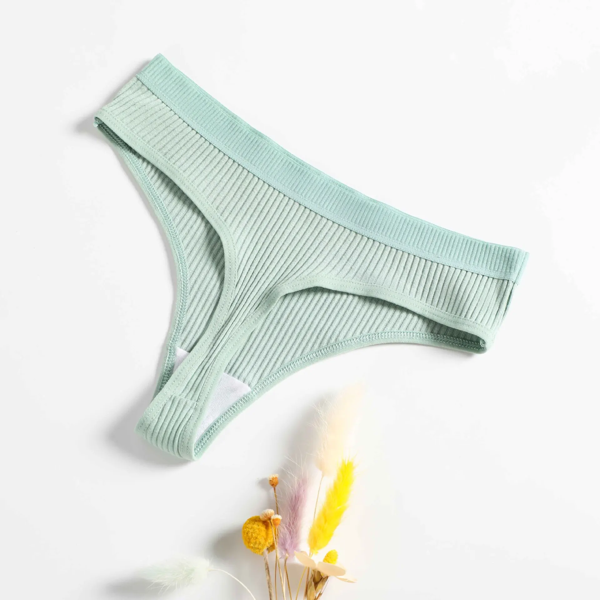 Seamless Ladies Ribbed Cotton Thong Simple Women's Low Waist Bikini Briefs Sports Girls