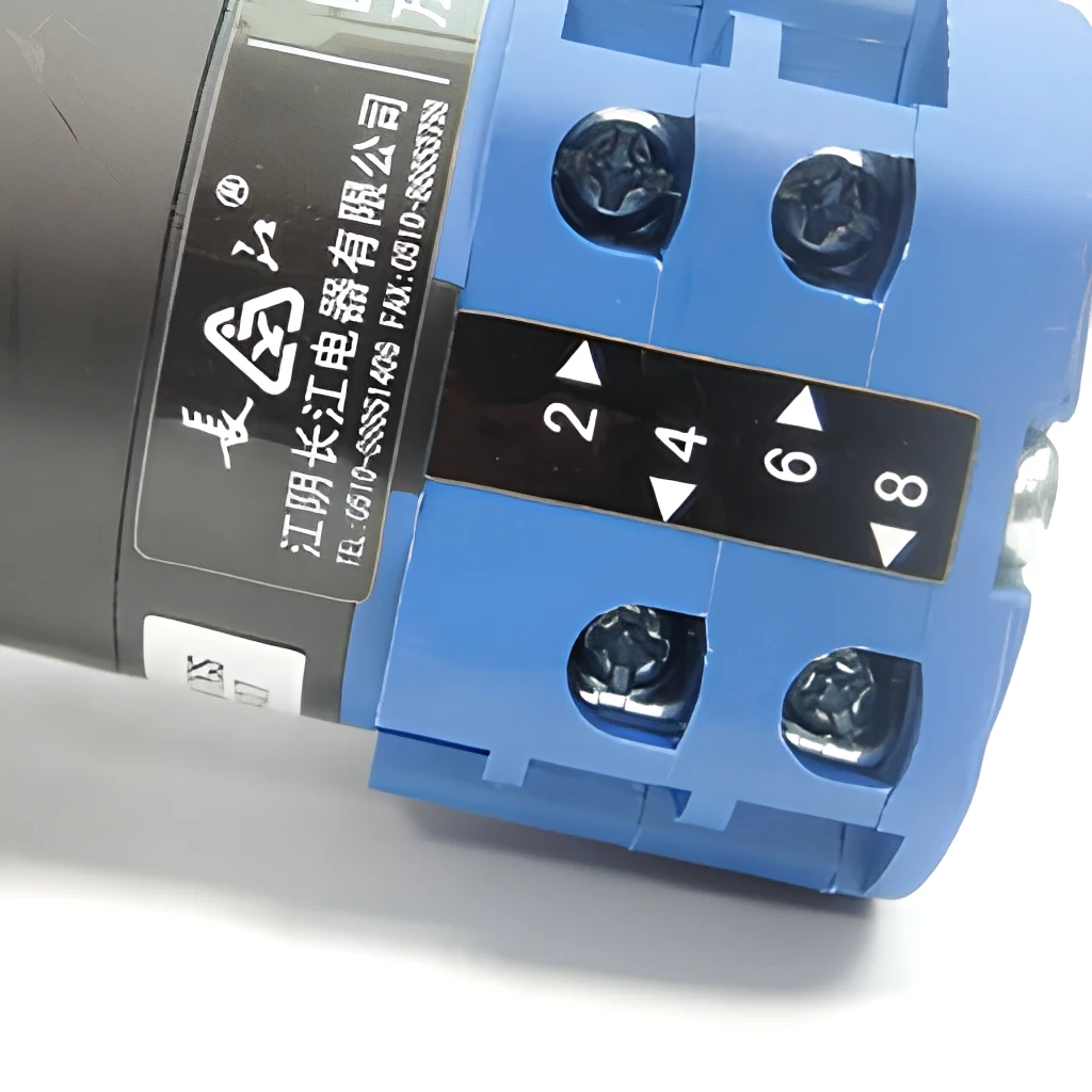 LW38D 20A Lockable 4-Pole Rotary Changeover Switch 690V CE
