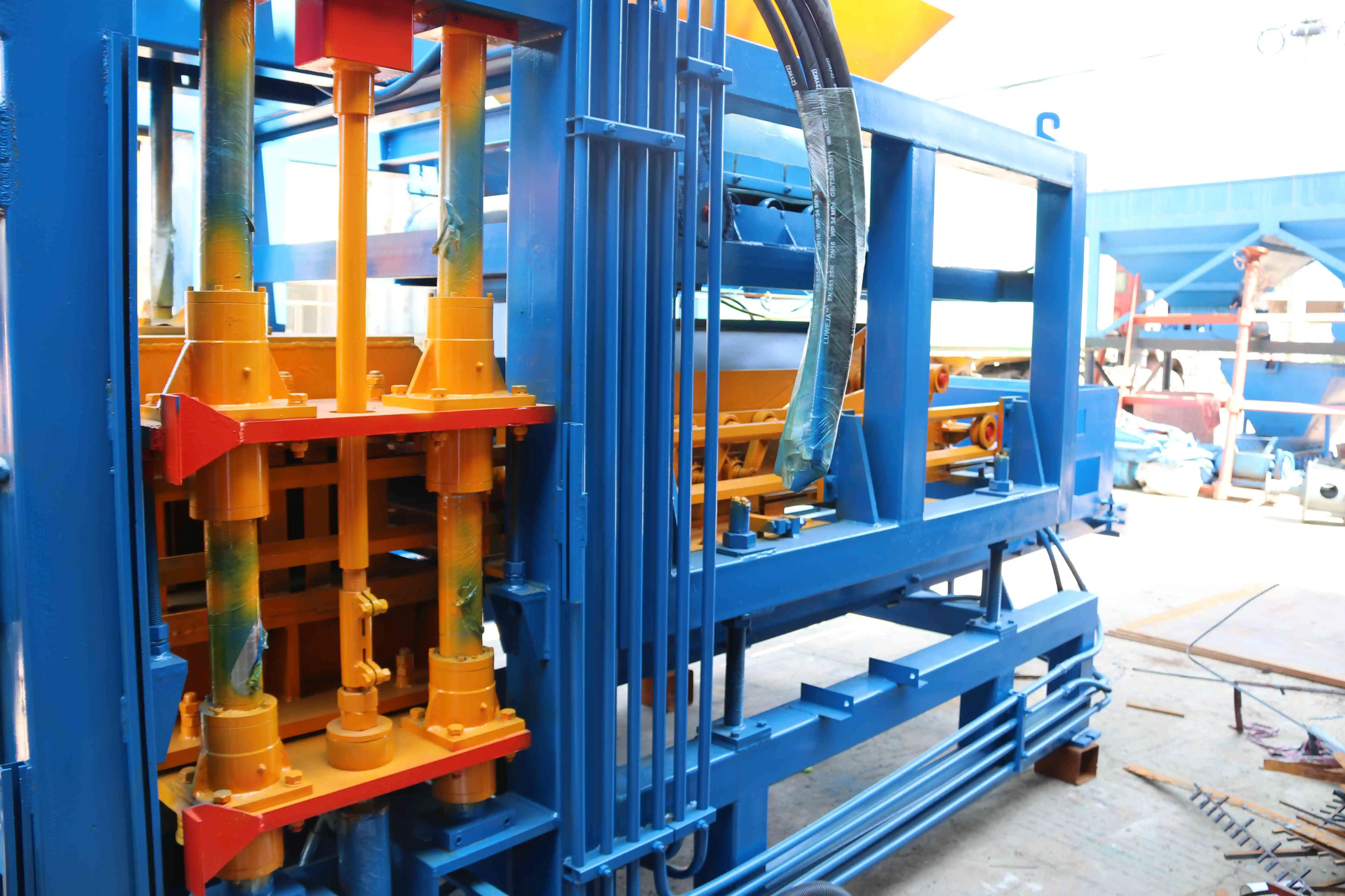 Building Block Making Machine Fully Automatic Brick Maker Machinery for Sale in Dominican Republic