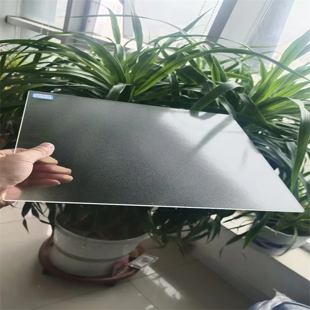 3.2mm Ultra-clear Tempered Solar Water Heater Glass | ≥91.6% Light Transmittance | Self-cleaning Textured Surface