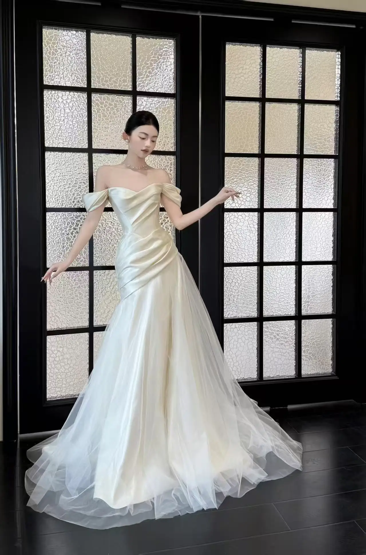 small princess wedding dress Wedding Dresses for Small Weddings