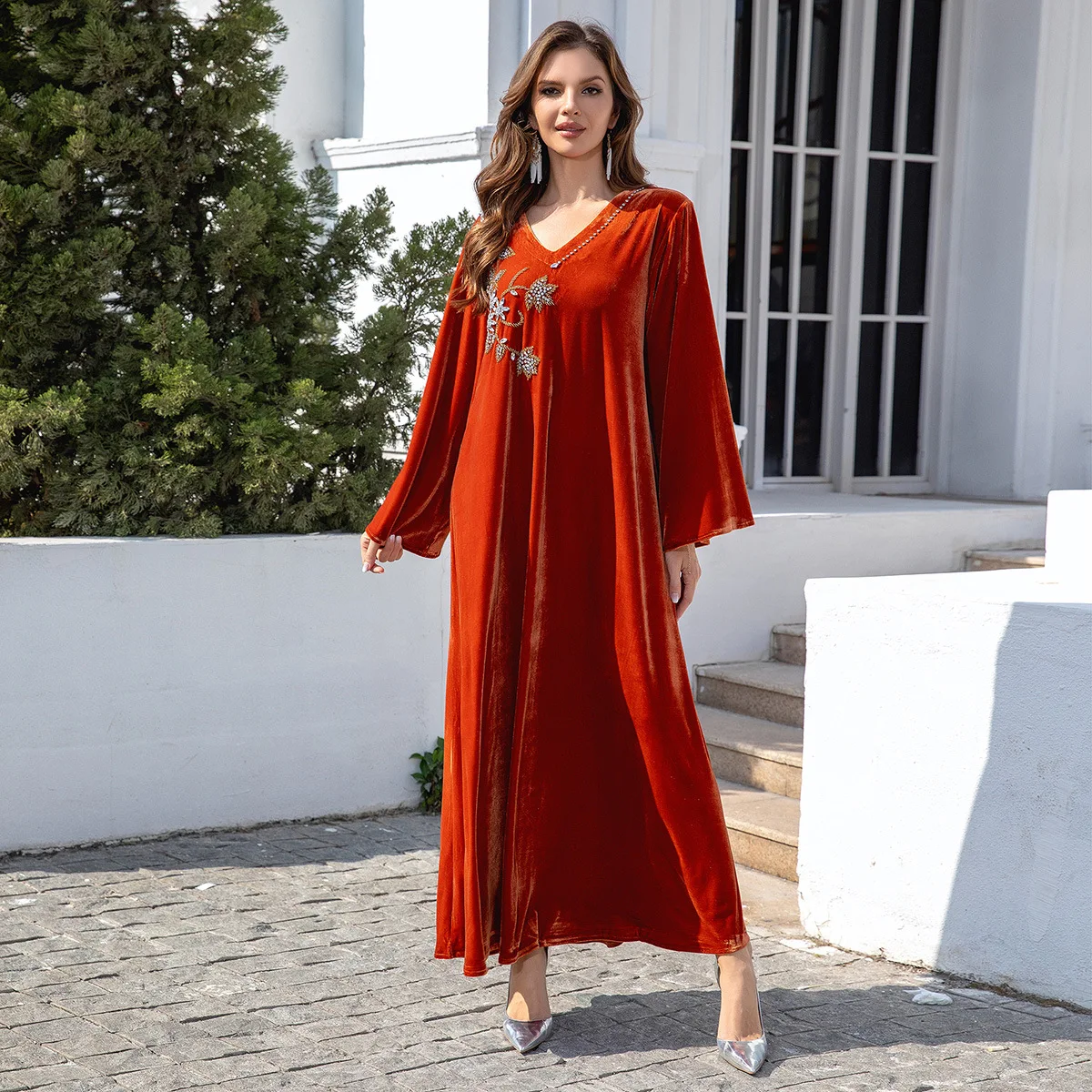 Middle East Saudi Arabia Gorgeous Beaded Ladies Long Skirt Muslim Moroccan  Abaya Dress