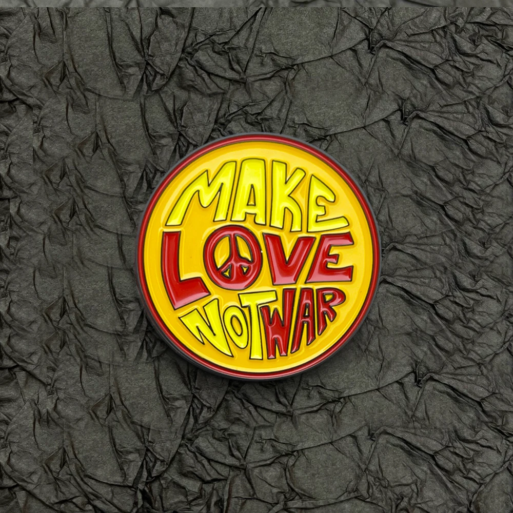 Wholesale No Minimum Metal Pins Supplier Glitter Brooch Anime Hard Enamel Pin Soft Lapel Badge