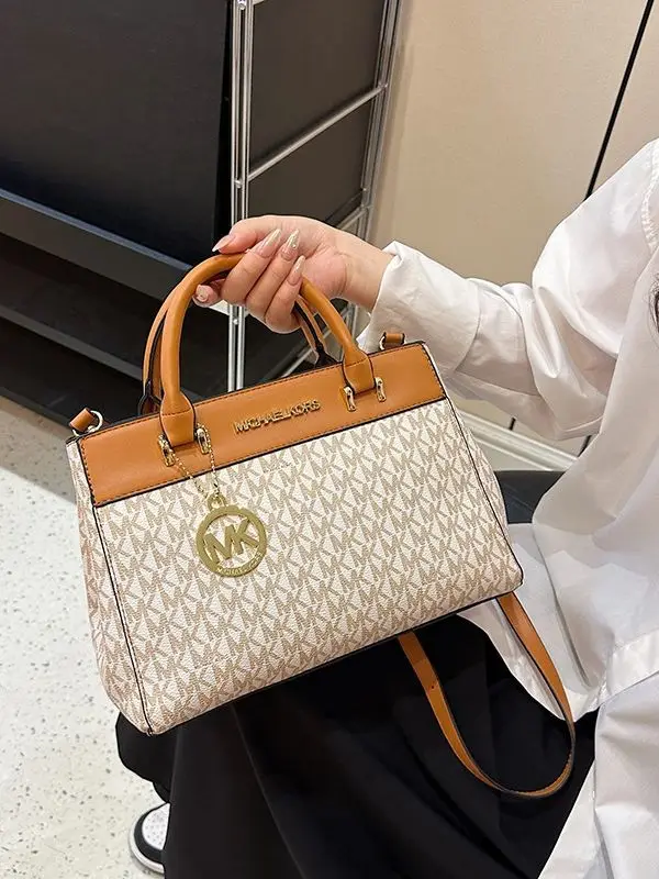Large Capacity Luxury Women's Handbag Designer Messenger Bag With ...