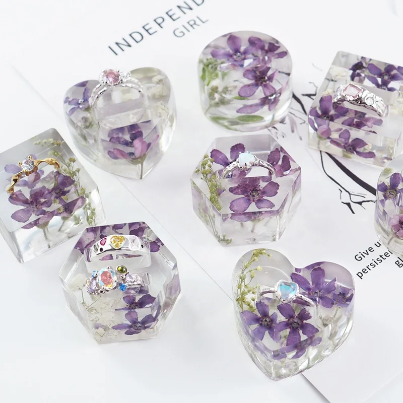 Caratte 8-in-1 Eco-Friendly Silicone Mould Heart Round Square Hexagonal  Ring Holder Mold for Epoxy Resin Concrete Cement Plaster