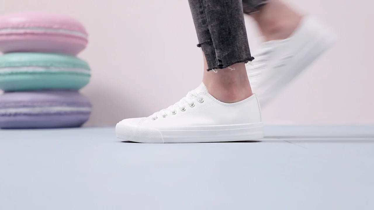 Classic Solid Color Custom Canvas Sneakers White Canvas Shoes