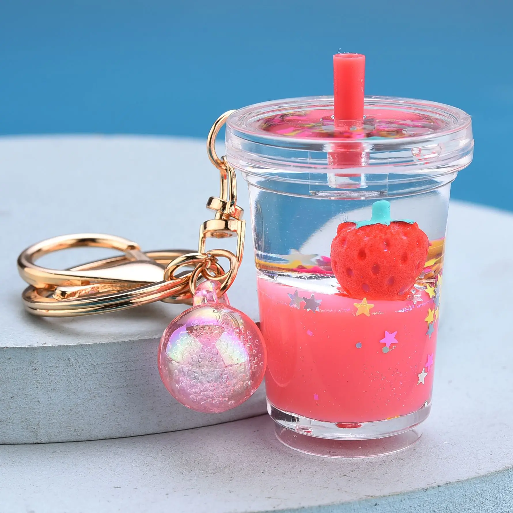 2022 Year Strawberry Fruit Quicksand Keyrings Cute Acrylic Strawberry ...