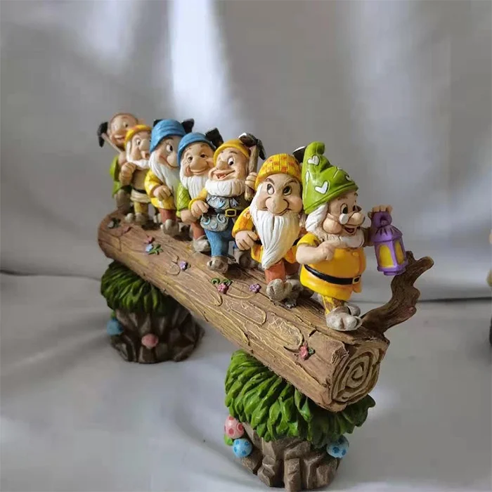 トールペイント　作品　7人の小人　置物 Amazon.co.jp: 国華園 小人7人セット 小 : ホーム＆キッチン