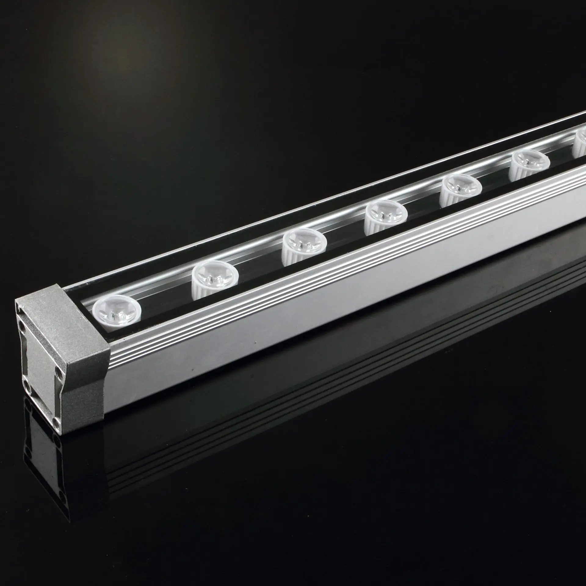 铝制线性led洗墙灯ip65户外投光灯