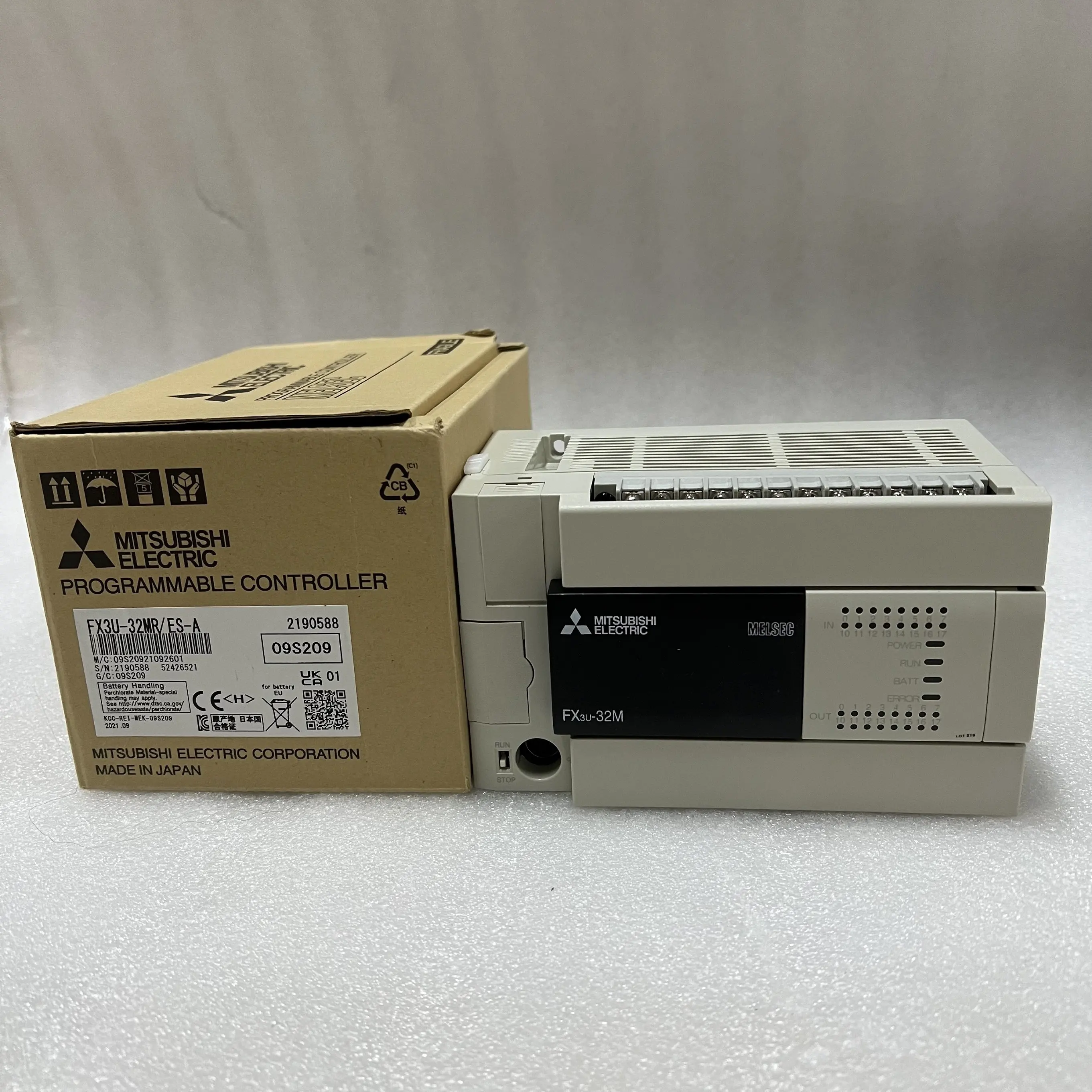 MITSUBISHI Programmable Controller FX3U-32MR/ES-A