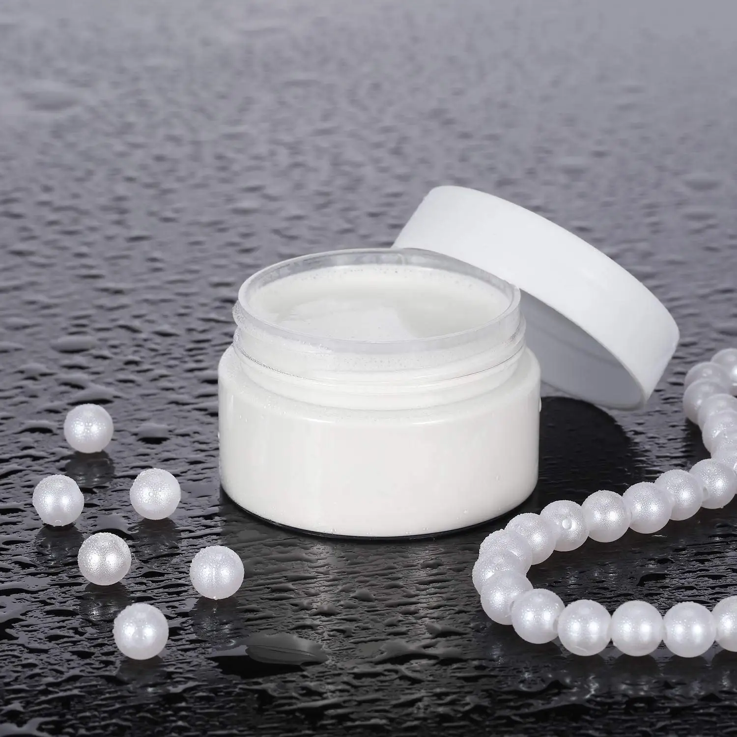 China Supplier 2oz Plastic Pot Jars Round Clear Leak Proof Plastic Cosmetic Container Jars with White Lids for Travel Storage