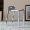Gris oscuro