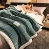 Emerald Green and White [Extra Thick and Warm]