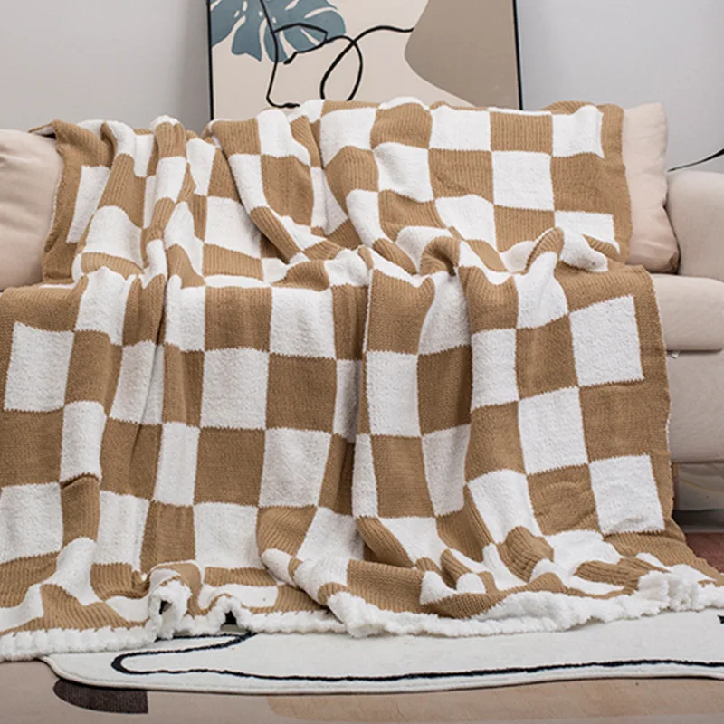 Super Soft Knitted Blanket 100% Acrylic simple Geometric pattern suitable for all seasons warm