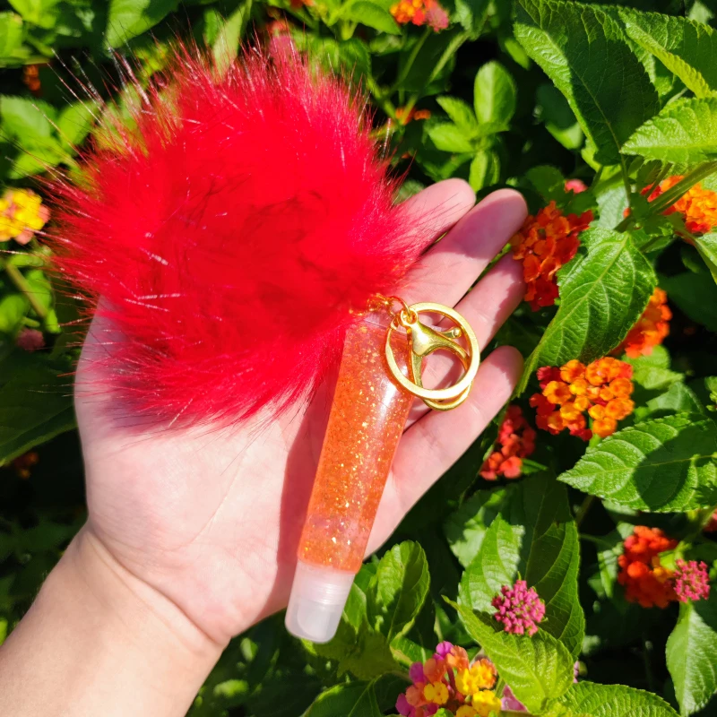 
 Блеск для губ, база, частная торговая марка, прозрачный фруктовый брелок, плюшевый помпон, фруктовый вкус, макияж, веганский блеск, оптовая продажа, масляный блеск для губ  