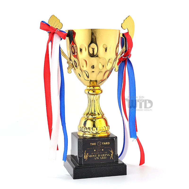 High Quality Custom Gold Metal Tall Sports Trophy Cup Personalized Plastic Football Soccer Championship Award Quality Medals