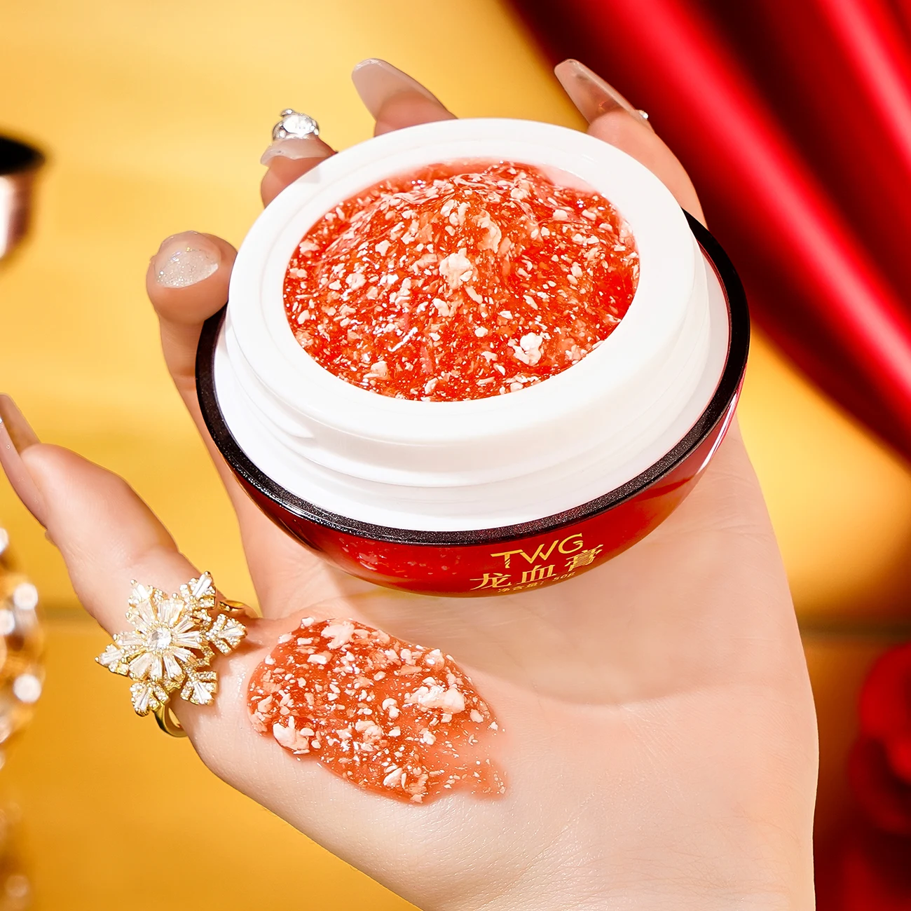 TWG Retinol Placenta Royal Dragon Blood Whitening Face Cream