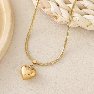 MW High Quality Designer Heart Choker Necklace for Women: 18K Gold-Plated Stainless Steel, Waterproof Fashion Jewelry
