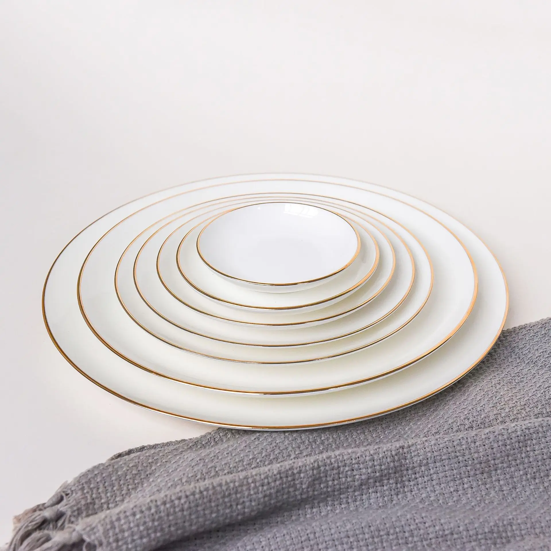 Custom Gold Rim Ceramic Plates/ Ceramic Breakable Plates/ceramic Dishes