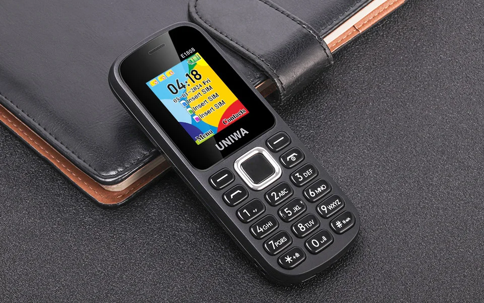 UNIWA 1.7 Inch 1808 SIM Card 1808 Standby Power Bank Triple 2G Magic Voice Big Loudspeaker GSM Function Mobile Phone