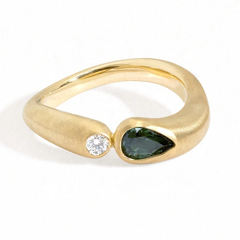 Classic Women's 925 Sterling Silver 18K Gold Plated Emerald Zircon