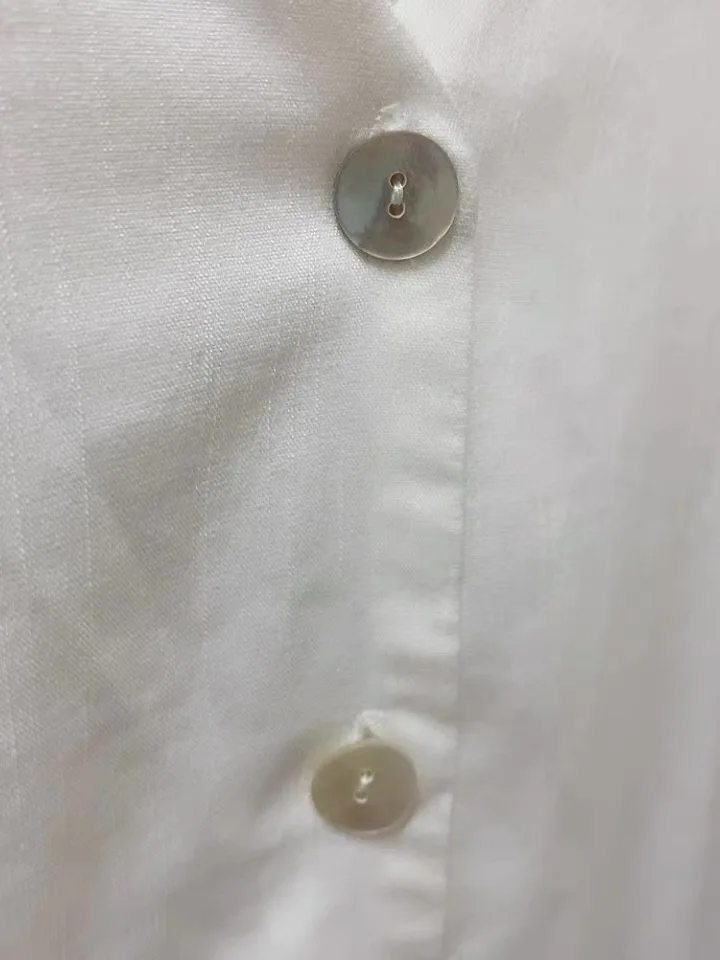 Custom Logo Color Shell Button Round 2 Holes 14L 16L 18L 20L 24L 28L 32L Japanese Akoya Agoya Shell Buttons for Clothes