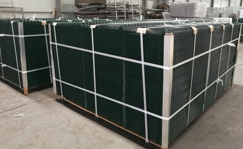 Factory Manufacturer Bending Welded Wire Mesh Fence Price in Ghana