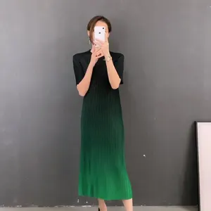 Miyake 2025 Summer New Ladies Dress Round Neck Gradient Pleated Skirt for Women Casual Plus Size Dress