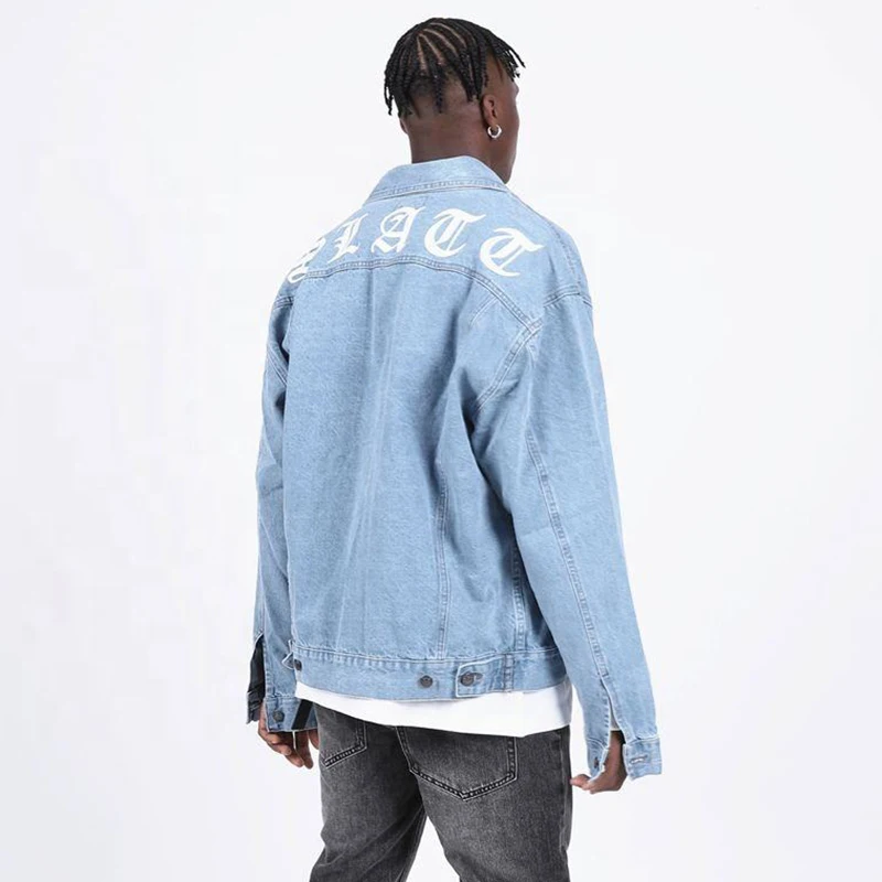 Source Custom logo streetwear mens light blue denim jacket for jeans jacket  on m.