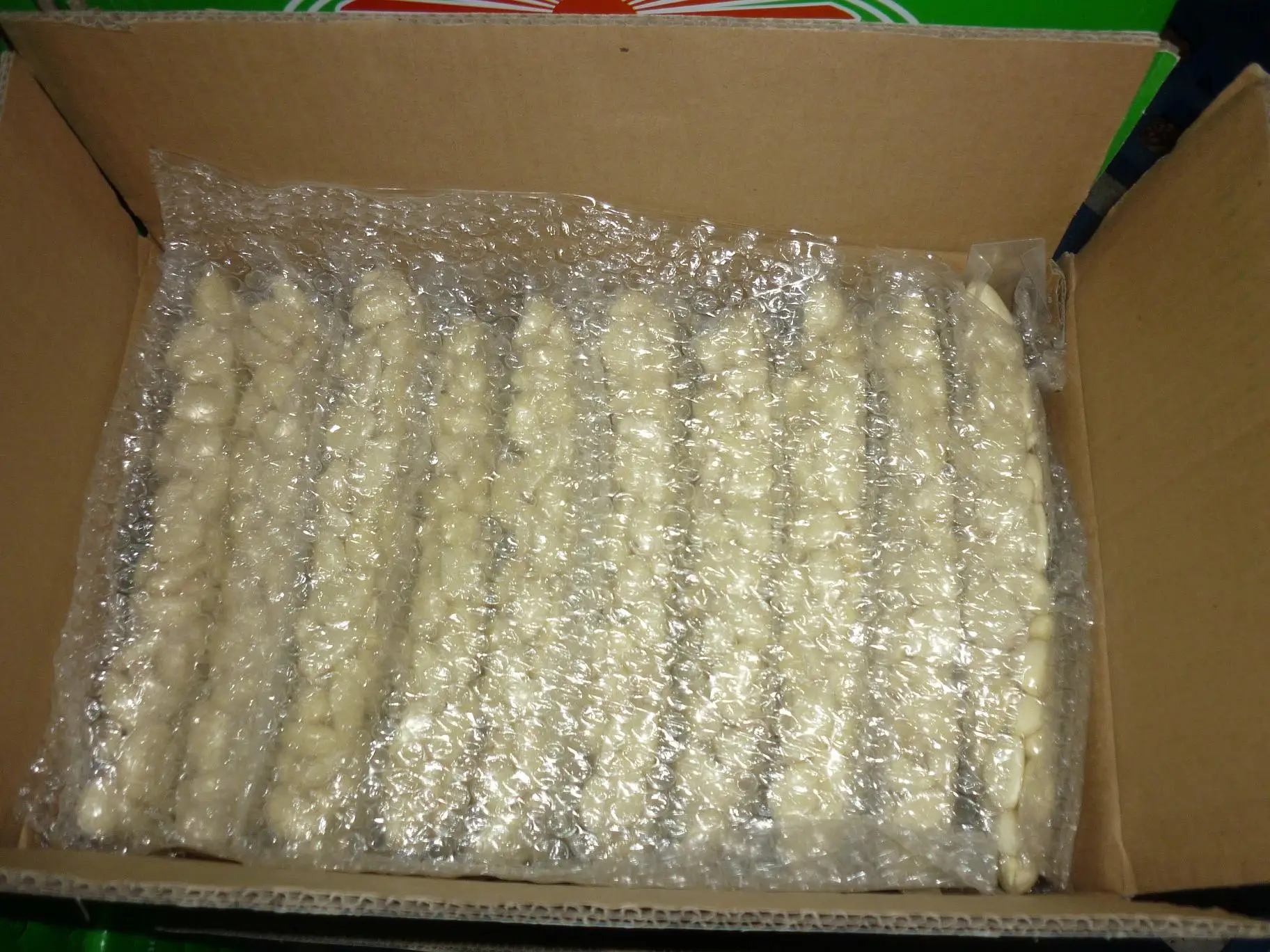 China Peeled Garlic Cloves Factory Good Quality Nude Garlic Organic