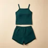 verde oscuro
