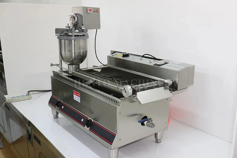 Factory Price Donut Machine Automatic Commercial / Donut Fryer / Donut Making Machine