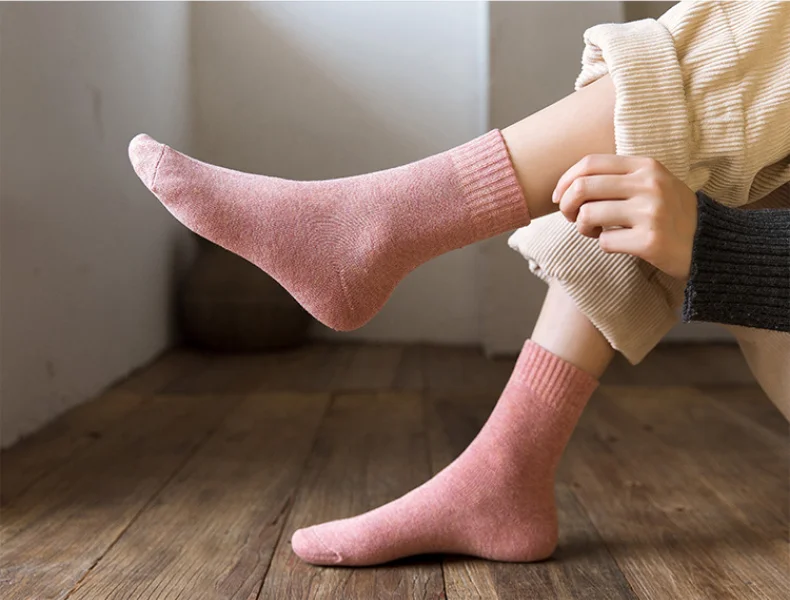 Men's Socks Medium Tube Autumn And Winter Cotton Thickened Plush Warm