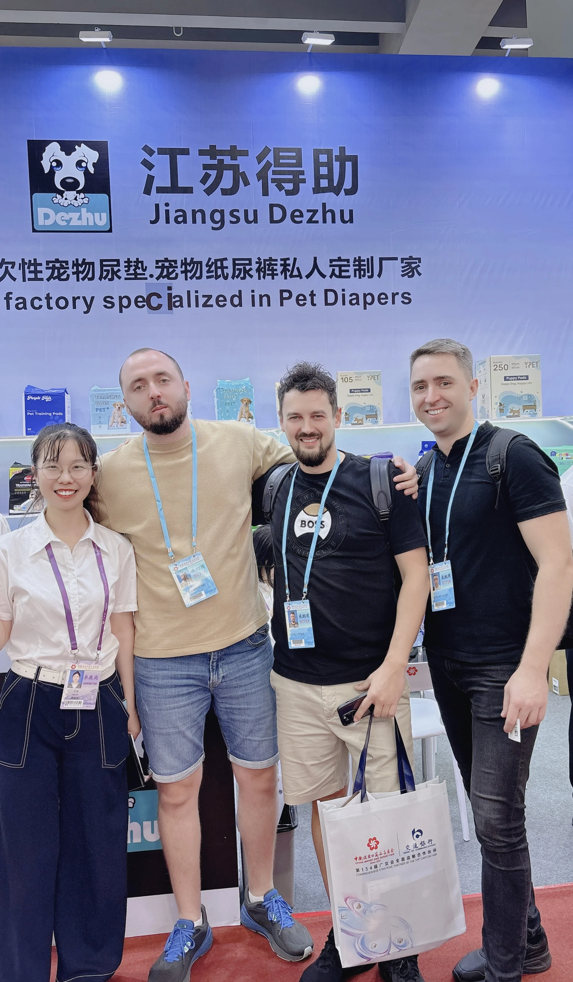 Economical Kind Factory Customized 60x60cm Puppy Pet Dogs Pee Pads Disposable Training Pad