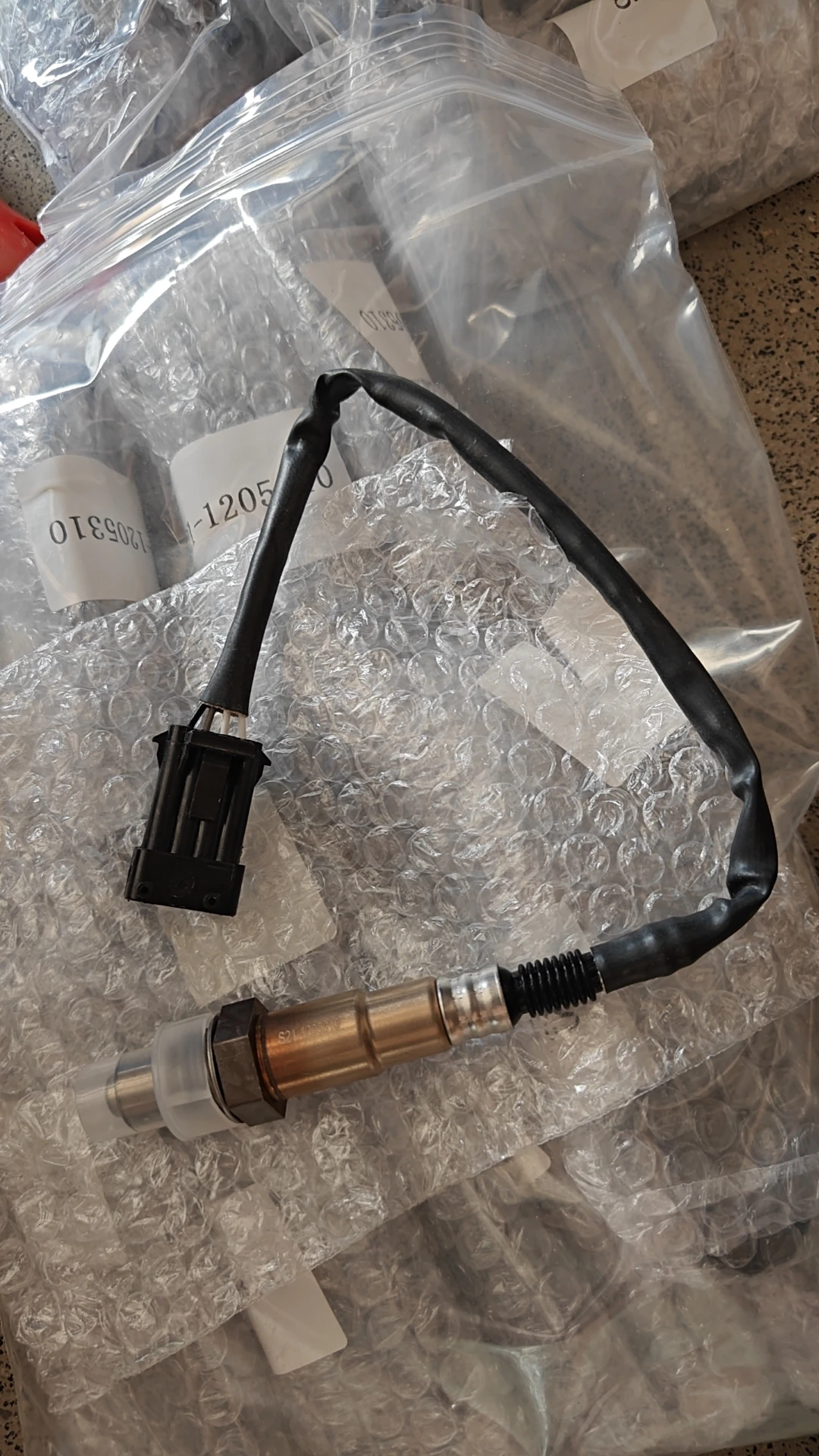 Wholesale Price Auto Spare Parts Car Oxygen O2 Sensor S21