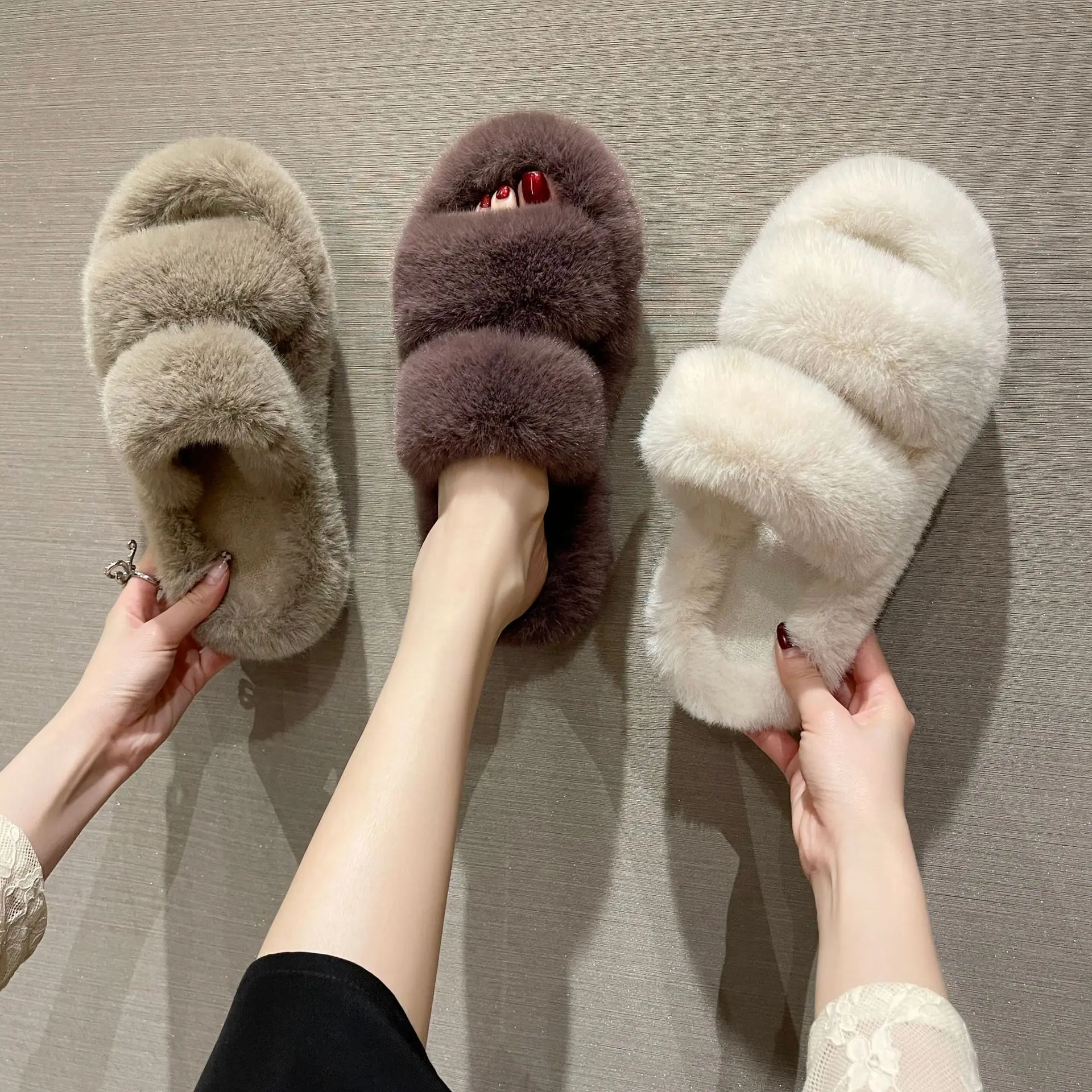 Comfy Fur Slippers Slides Perfect for Spring Autumn
