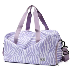 2026 Custom Retro Mothers Day Holiday Gift Weekend Travel Bag Overnight Holdall Carry on Duffle Tote Weekender Bag Woman Travel