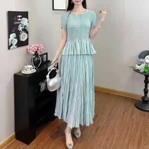 Factory Direct Sales Women's Top and Skirt Set Design Sense Summer Stretch Loose Elegant Two-piece Set