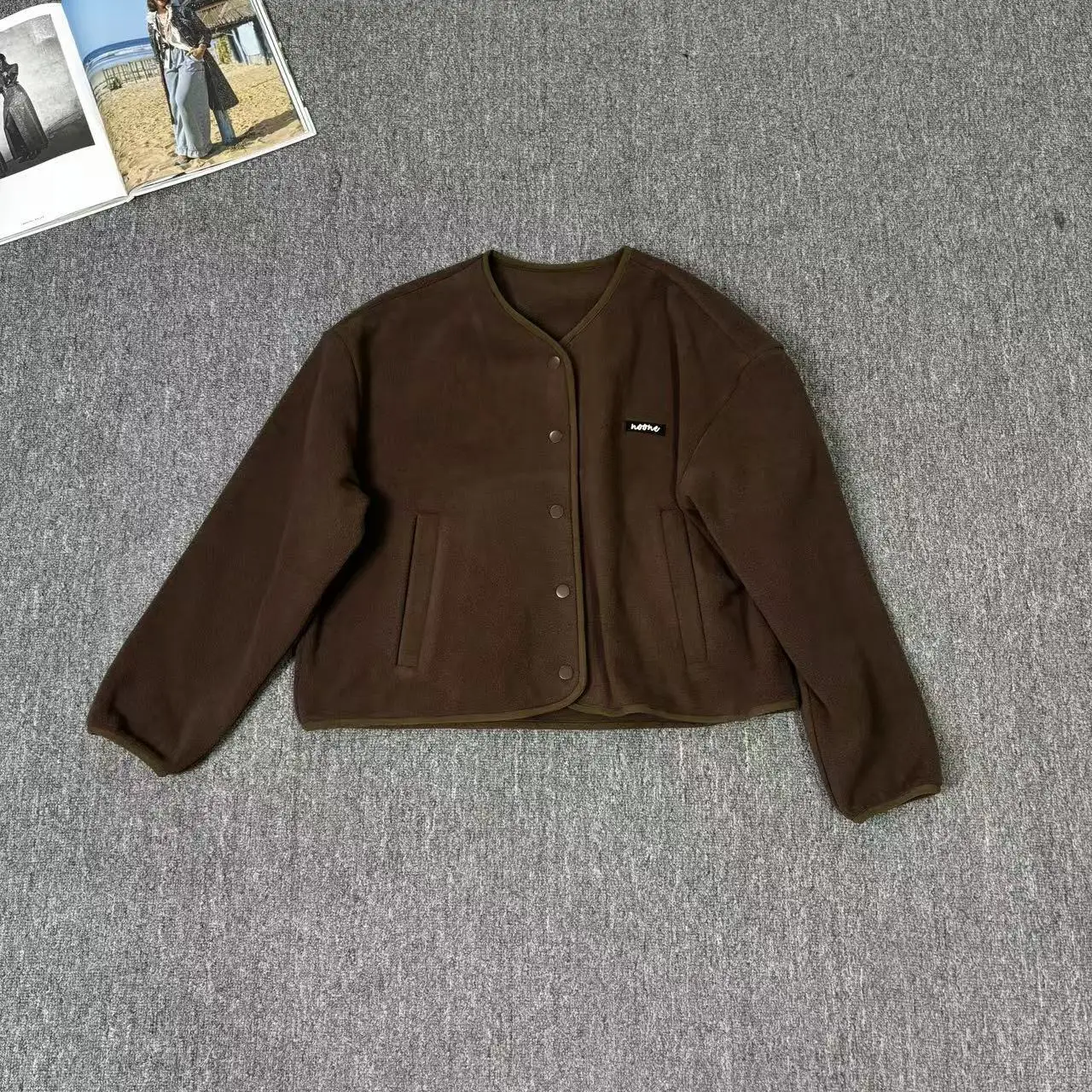 Five color chest with label, single breasted, fashionable and versatile, thick long sleeved jacket, top, women