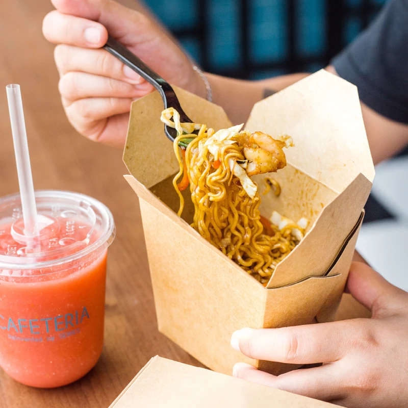 Custom Logo Eco-friendly Disposable Paper Food Container Square Food Pail for Noodles manufacture